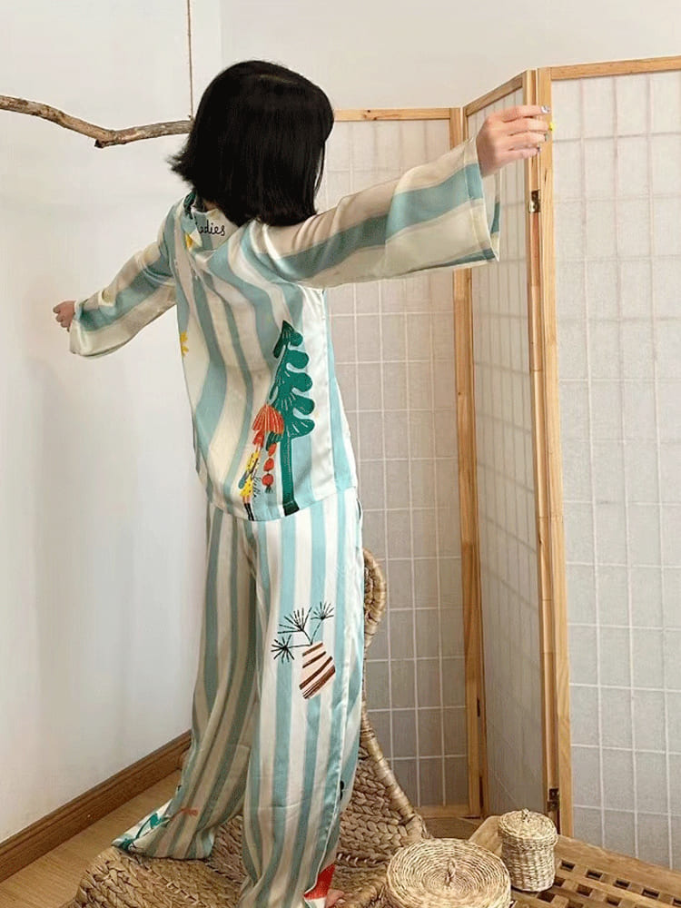 Homewear - Printed Ice Silk Long Sleeve Pajama Set